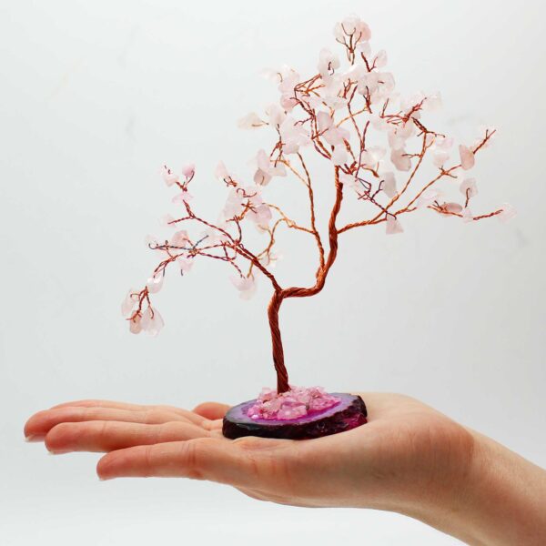 Arbre de pierres précieuses Lrg - Quartz rose sur base d'agate rose (100 pierres)- Vendu par 1 – Image 3