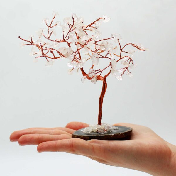 Arbre de pierres précieuses Lrg - Quartz de roche sur base d'agate noire (100 pierres)- Vendu par 1 – Image 3