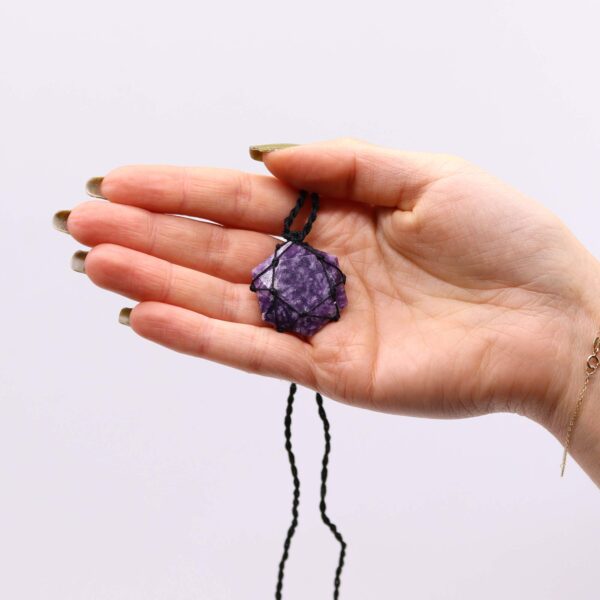 Pendentif Hexagone en Pierres Précieuses Lacées - Lépidolite- Vendu par 1 – Image 2