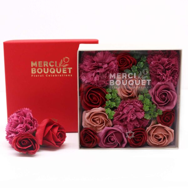 Boîte Carrée - Roses Vintage- Vendu par 1 – Image 3