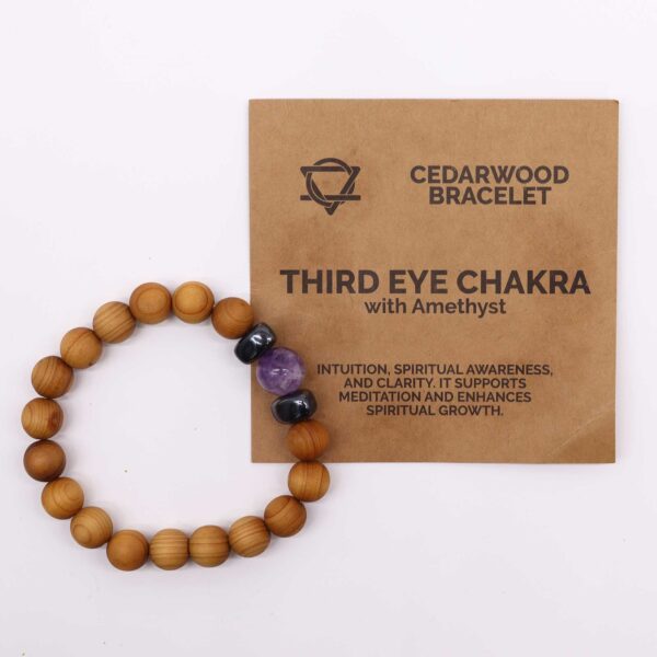 Bracelet chakra du troisième il en bois de cèdre avec améthyste- Vendu par 1 – Image 2