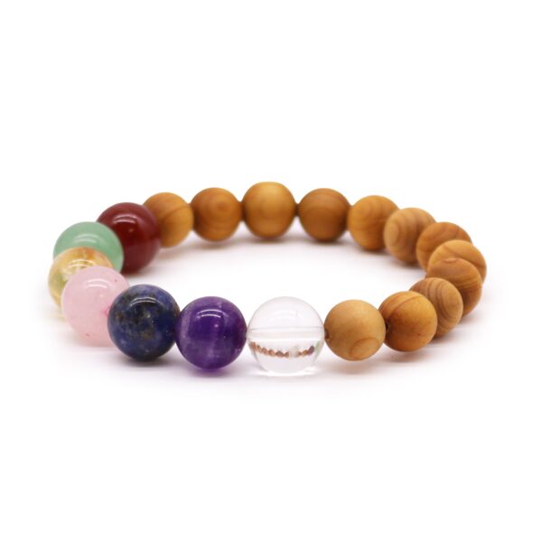 Bracelet en bois de cèdre et sept chakras- Vendu par 1