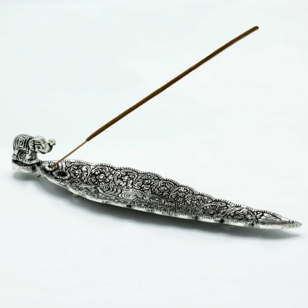 Porte-encens long éléphant en aluminium poli 20 cm- Vendu par 1 – Image 2