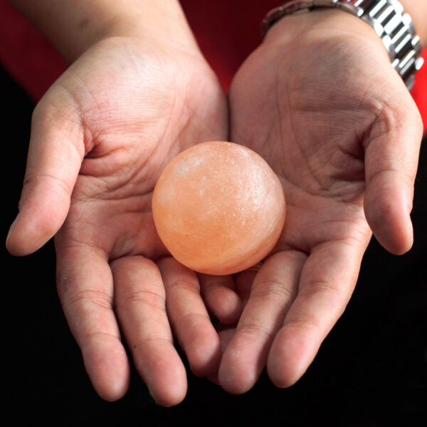 Pierre déodorante en forme de boule de l'Himalaya- Vendu par 1 – Image 3