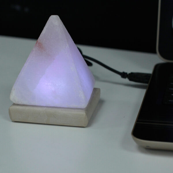 Lampe à sel USB Pyramid BLANCHE de qualité - 9 cm (multi)- Vendu par 1 – Image 2