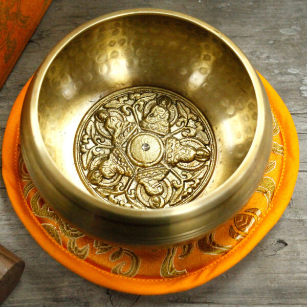 Ensemble de bols chantants cinq bouddhas 10 cm (min 400 g)- Vendu par 1 – Image 4