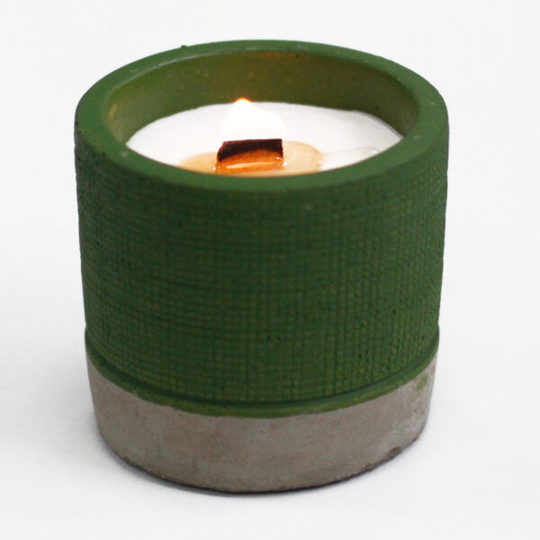 Bougie de soja en béton en pot - Vert - Mousse de mer et herbes- Vendu par 1 – Image 4