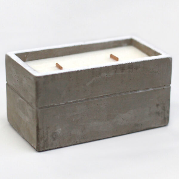 Grande bougie de soja en béton - Clou de girofle et sandale foncée- Vendu par 1 – Image 3