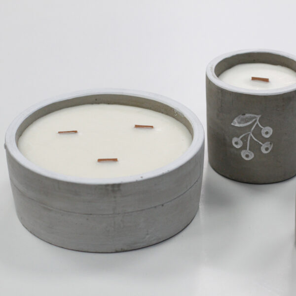 Grande bougie de soja en béton - Patchouli et Ambre foncé- Vendu par 1 – Image 4