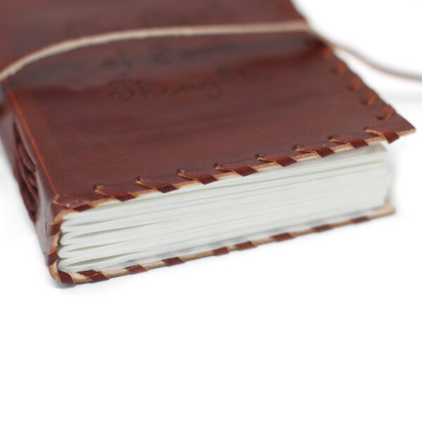 Livre de pensées en cuir avec carnet enroulé (15x10")- Vendu par 1 – Image 2