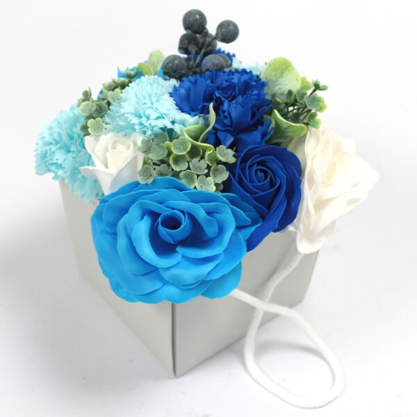 Bouquet de Fleurs de Savon - Mariage Bleu- Vendu par 1 – Image 2