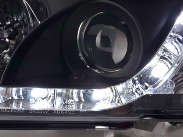 Phares Daylight LED Feux de jour LED Audi A4 B5 8D 94-99 noir - – Image 6