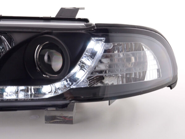 Phare Daylight LED Feux de jour LED Audi A4 B5 8D 99-01 noir - – Image 5