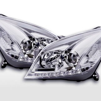 Phare Daylight LED DRL look Opel Astra H 04-10 chromé pour véhicules avec direction à droite -