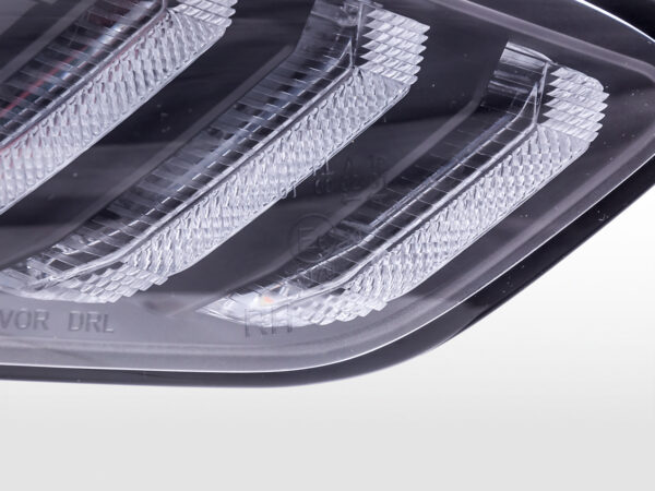Phares diurnes avec feux de jour à LED Ford Focus (C346) 2015-2018 noir - – Image 2