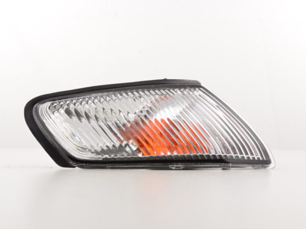 Pièces d'usure clignotant avant droit Mazda 626 (GF, GW) 97 -