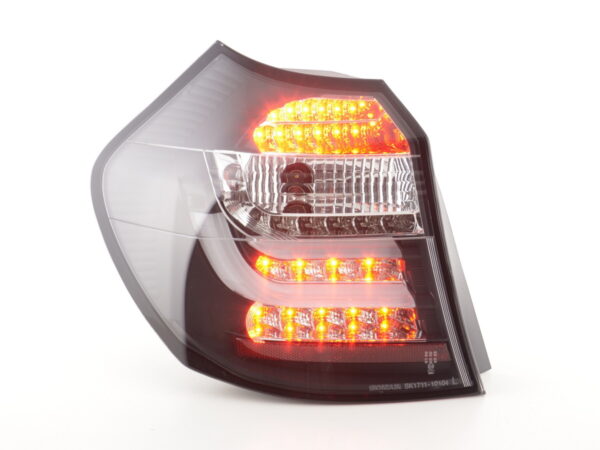 Jeu de feux arrière à LED BMW Série 1 E87 / E81 3/5 portes. 04-06 noir - – Image 2
