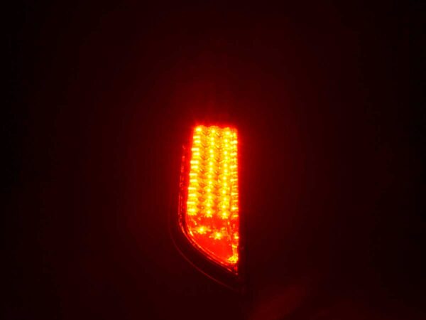 Kit feux arrières LED Ford Focus 2 5 portes 08-10 rouge / clair - – Image 5