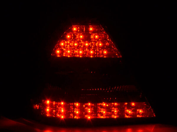 Kit feux arrière LED Mercedes Classe C W203 Limo 05-07 noir - – Image 4