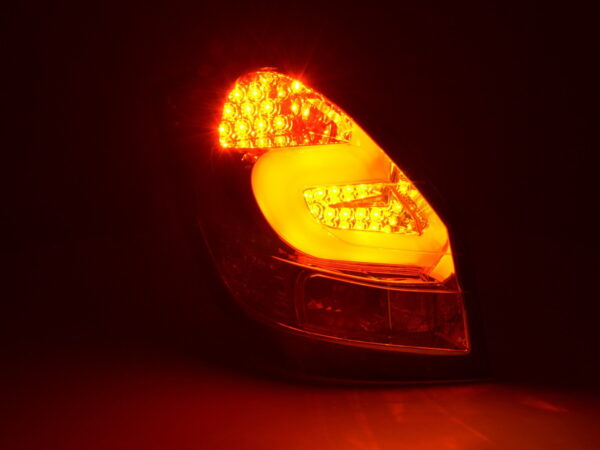 Jeu de feux arrière à LED Skoda Fabia 5J 5 portes. 07-10 chromé - – Image 5
