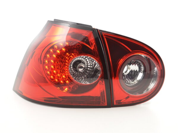 Kit feux arrières LED VW Golf 5 type 1K 2003-2008 rouge pour conduite à droite -
