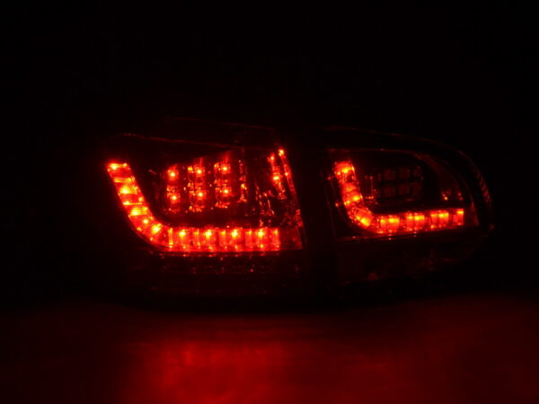 Kit feux arrières LED VW Golf 6 type 1K 2008-2012 rouge / noir avec clignotants LED pour conduite à droite - – Image 3