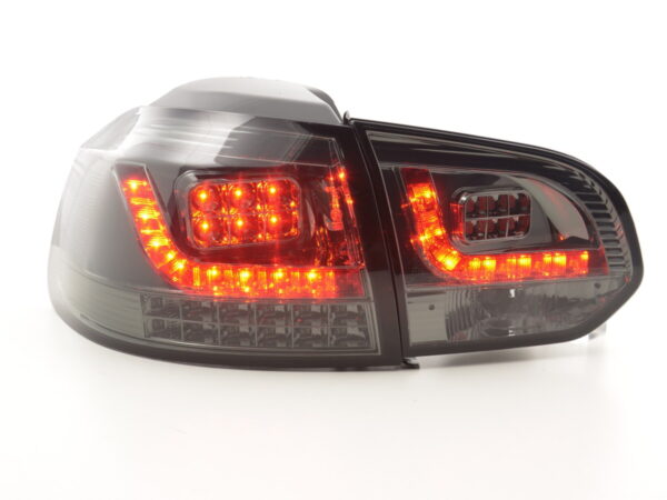 Kit feux arrières LED VW Golf 6 type 1K 2008-2012 noir avec clignotants LED pour conduite à droite -