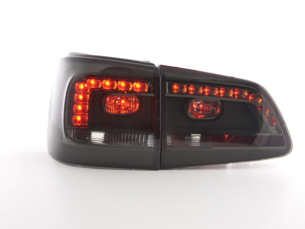 Kit feux arrières LED VW Touran 11- noir - – Image 2