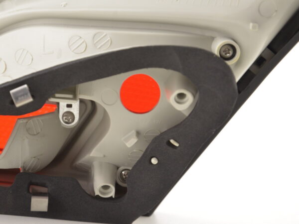 Pièces détachées feu arrière gauche Opel Astra J 5 portes 09-12 rouge - – Image 6