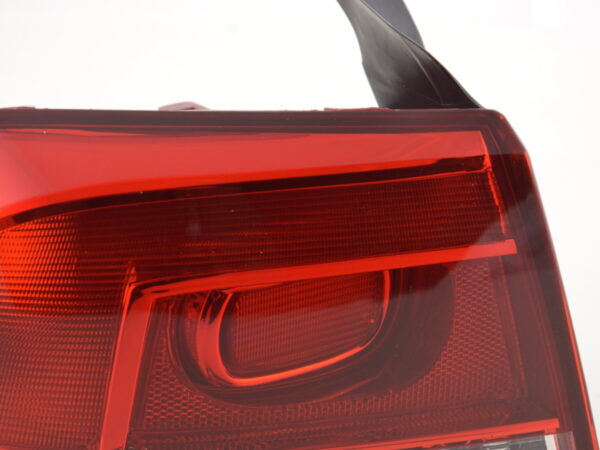 Pièces détachées feu arrière gauche VW Passat 3C Sedan 2010- rouge / clair - – Image 2