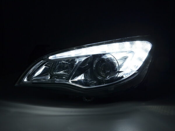 Phare avant Opel Astra J 5 portes 2009-2012 chrome modèle Asie - – Image 2