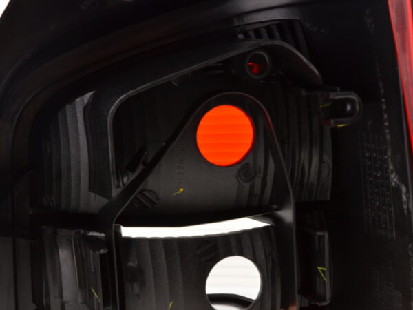Pièces de rechange feu arrière gauche VW T5 03 - – Image 6