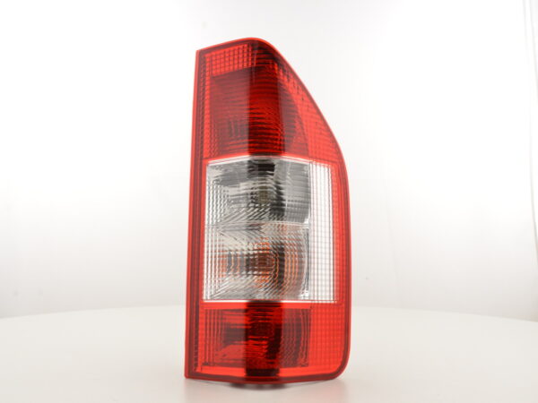 Pièces d'usure feu arrière droit Mercedes-Benz Sprinter 03-06 -