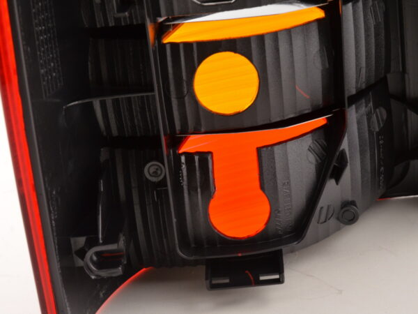 Pièces d'usure feu arrière droit VW T5 03 - – Image 4