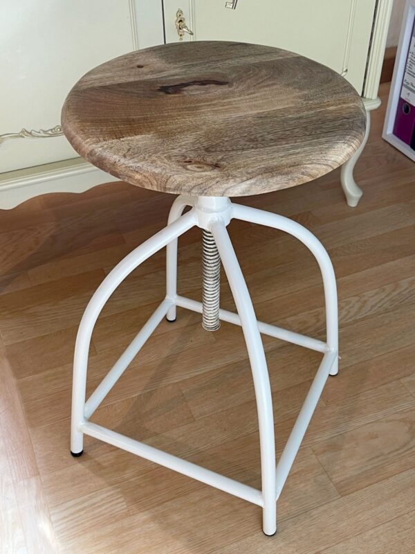 Tabouret pivotant lot de 2 tabourets de bar chaise pivotante réglable en hauteur Liverpool structure en bois et métal – Image 9