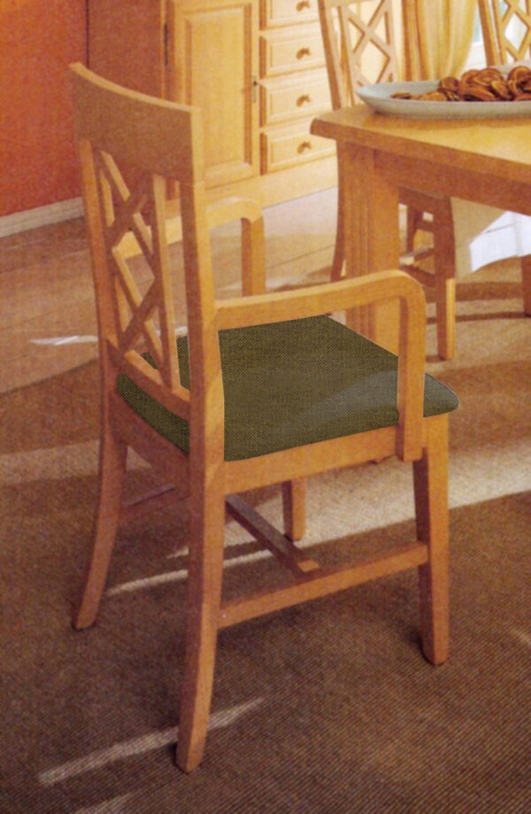 Chaise de salle à manger avec accoudoirs et coussins en pin chalet massif