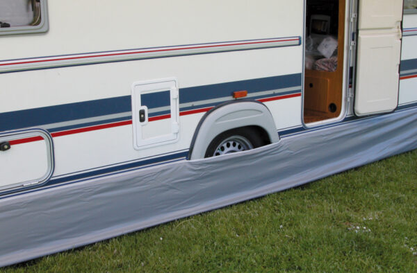 Ventilation strips bande d'étanchéité pour caravane 300 x 60 cm PVC gris - Eurotrail – Image 6