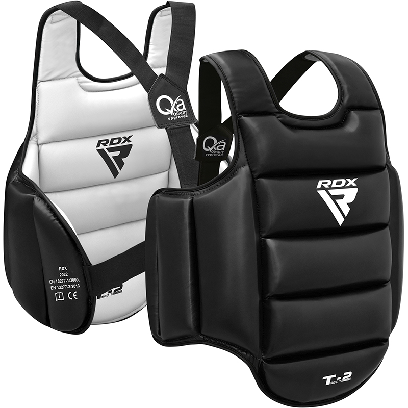 RDX T2 CE Plastron Pour le Karaté Certifié Protège Poitrine Rembourré Noir/Blanc