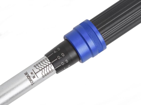 Cle dynamometrique 3/8" 10-60nmClé dynamométrique 3/8" 10-60Nm 295mm - OM 0795 - CLAS Equipements – Image 2