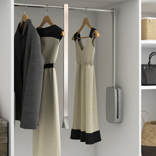 Emuca Penderie rabattable pour armoire Sling, 450 - 600, Chromé, Acier et Plastique. – Image 2