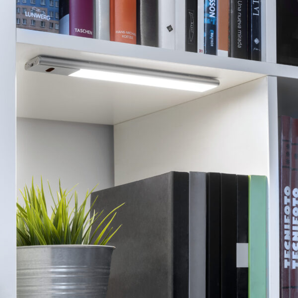 Emuca Luminaire LED Kaus rechargeable par usb avec switch, L 240 mm, Anodisé mat, Plastique et Aluminium – Image 3