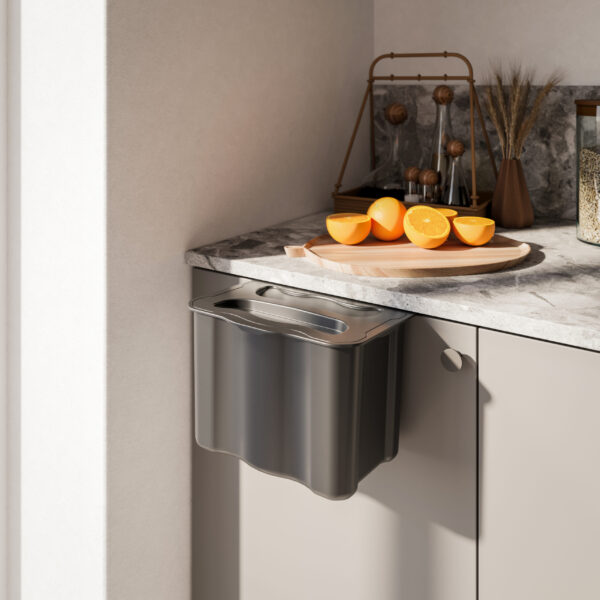 Emuca poubelle de recyclage pour suspendre la porte et collecter les déchets Recyclage, 1 x bac de 5 litres, avec couvercle, Plastique gris anthracite – Image 2