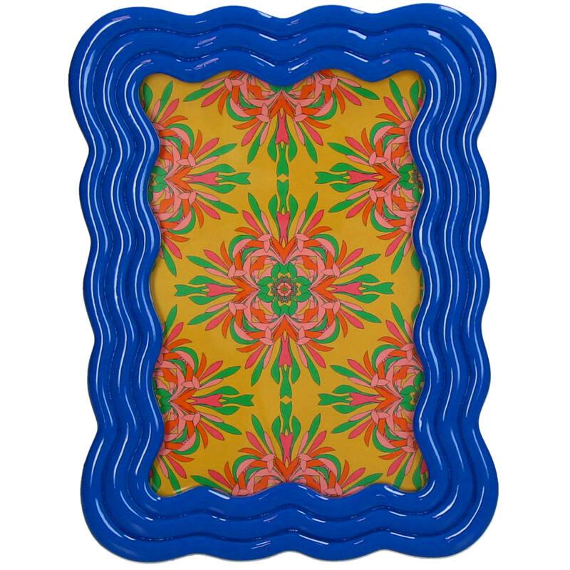 Fotolijst Gebogen Polyresin en pot. Plante verte type Fotolijst Gebogen Polyresin, livrée en pot, idéale pour intérieur lumineux.