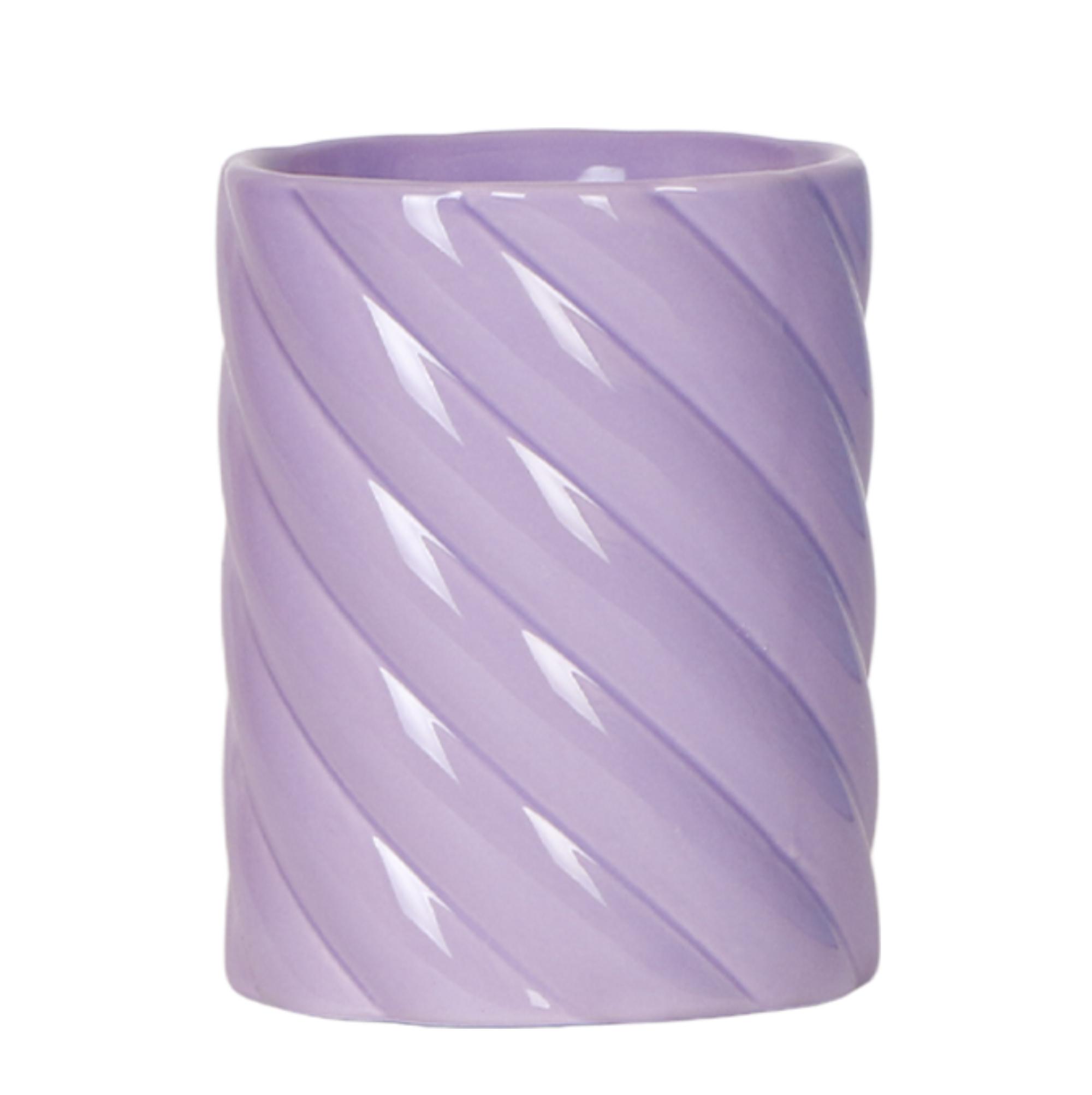 Kolibri Home | Candy sierpot | Hoog en pot Ø9cm. Plante verte type Kolibri Home | Candy sierpot | Hoog, livrée en pot, idéale pour intérieur lumineux.