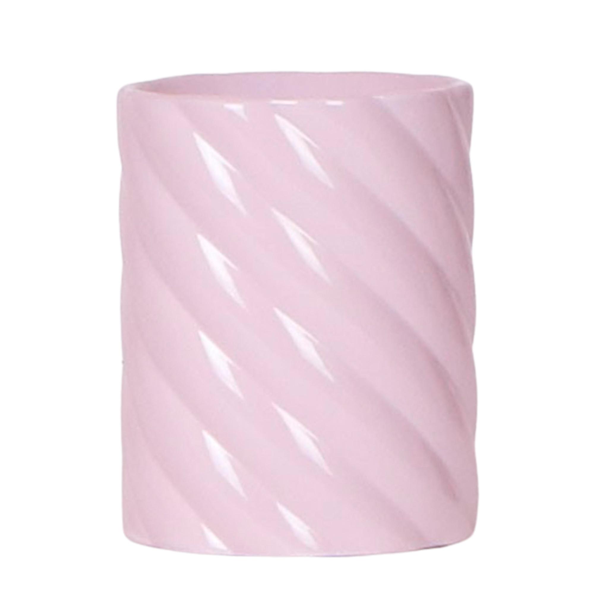 Kolibri Home | Candy sierpot | Hoog en pot Ø9cm. Plante verte type Kolibri Home | Candy sierpot | Hoog, livrée en pot, idéale pour intérieur lumineux.