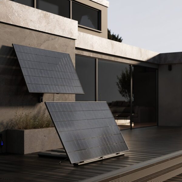 3 Stations Solaires 1305W – Kit Plug & Play – Micro-onduleurs & Pieds Prémontés + Prise Intelligente + 2 Câbles – Suivi Application – Image 4