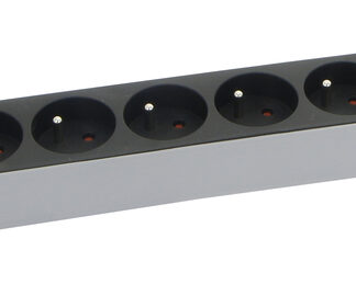 MULTIPRISE X8 NOIR +3M + INT