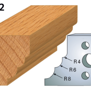 JEU DE 2 FERS PROFILES ACIER HT.40MM N°132