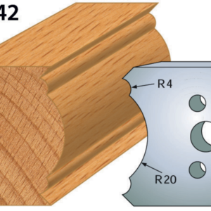JEU DE 2 FERS PROFILES ACIER HT.50MM N°242