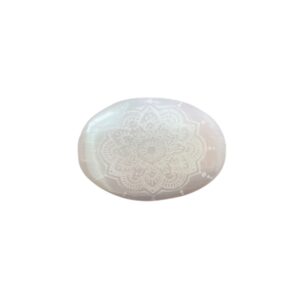 Pierre de palmier sélénite - Mandala gravé- Vendu par 1